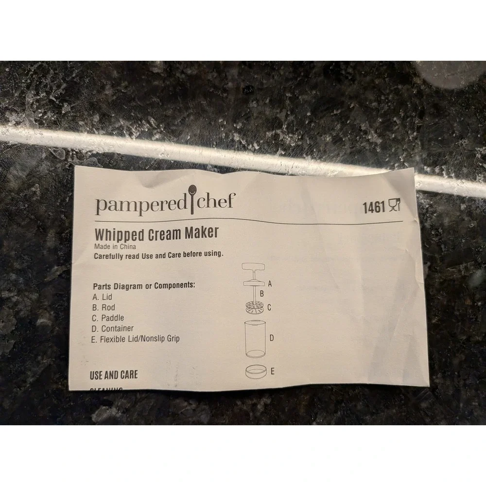 Pampered Chef Whipped‎ Cream Maker #1461 Teal Handheld Manual Whipper